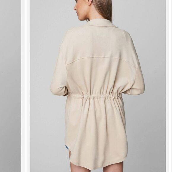 Blank NYC Faux Suede Utilty Women's Drawstring Waist Shirt Beige Jacket Small - Picture 4 of 13